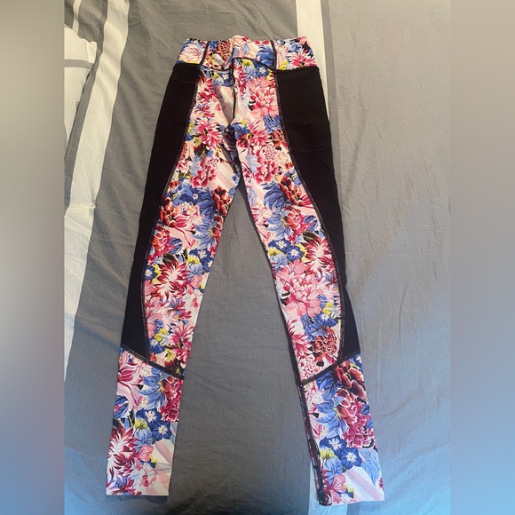 Victoria’s Secret x Mary Katrantzou 2018 Total Knockout Tight legging Sz S - Picture 2 of 3